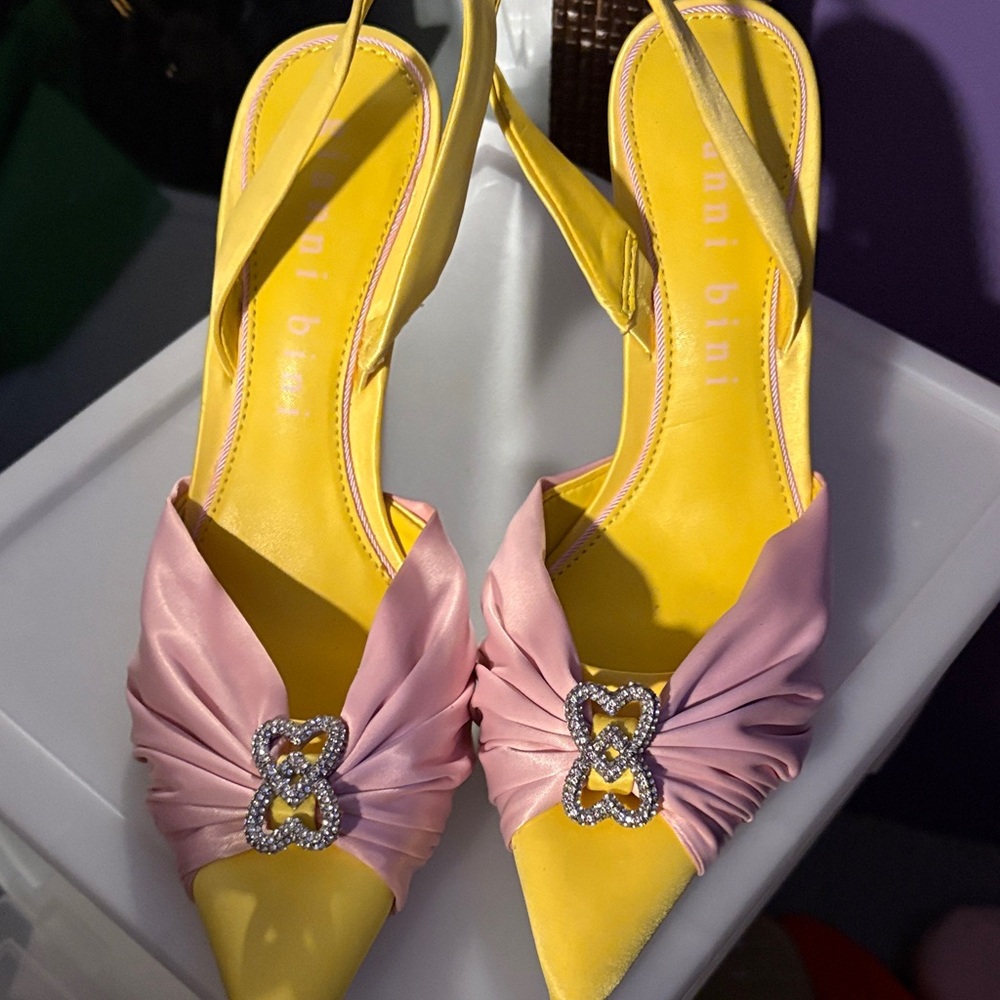 Giani Bini Pink and Yellow Heels